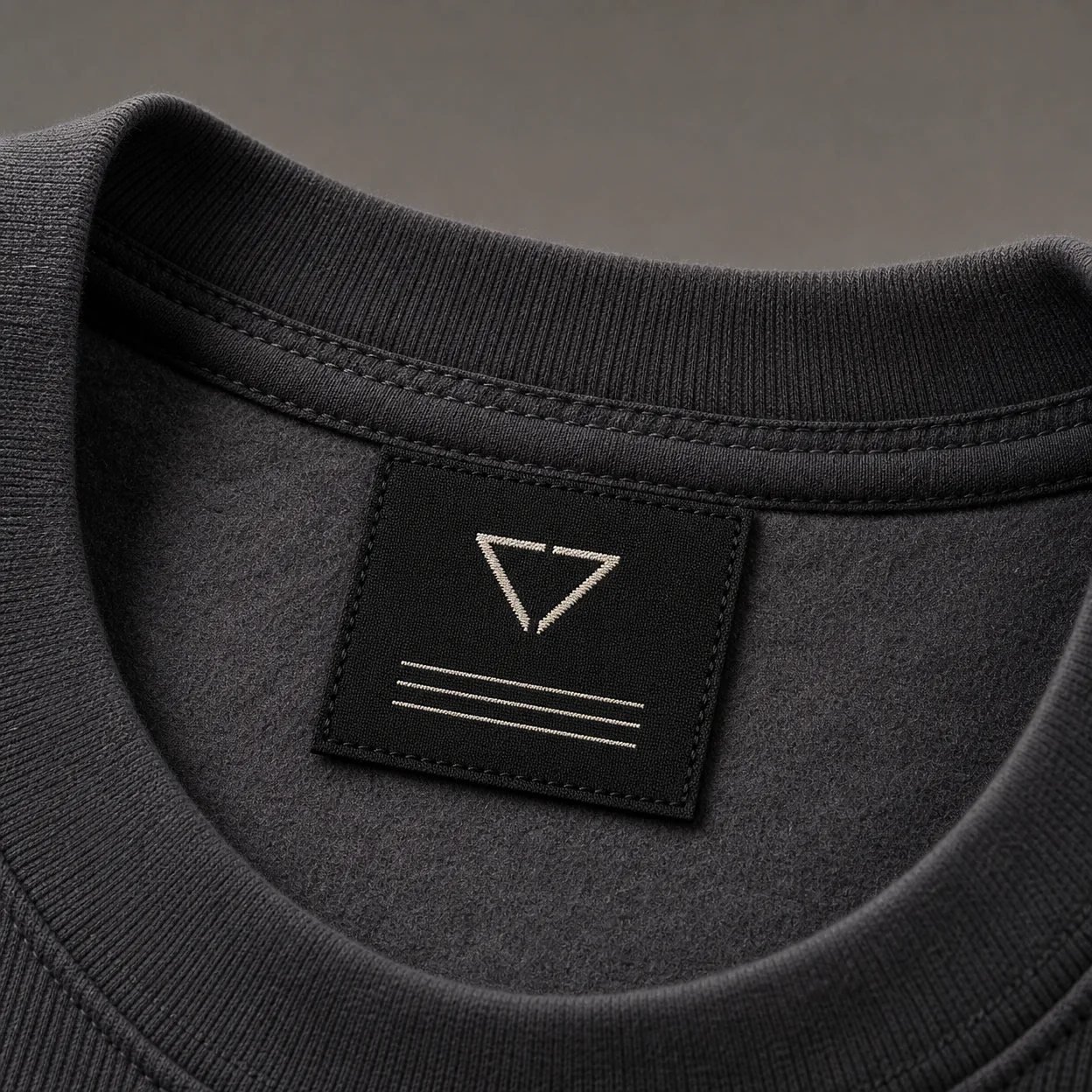 Woven neck label as a visual private label reference